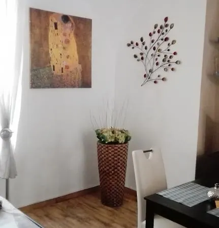 Jakubská 676 *