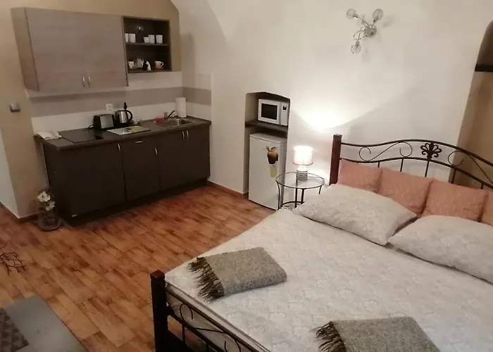 Jakubská 676 * Praga