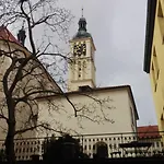 Jakubska 676 *