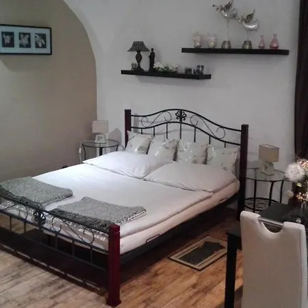 Jakubska 676 Apartman *